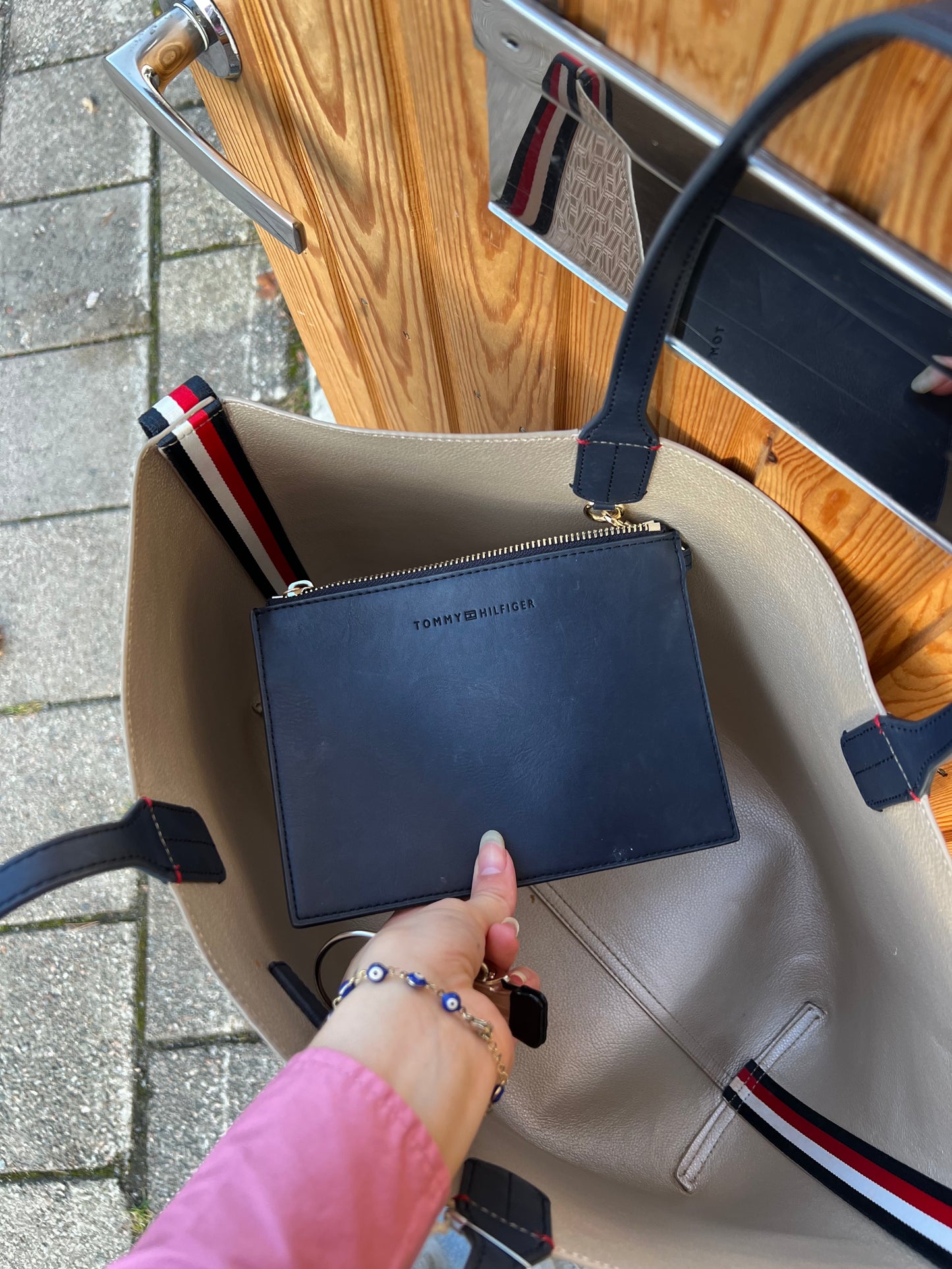 Laukku Tommy Hilfiger