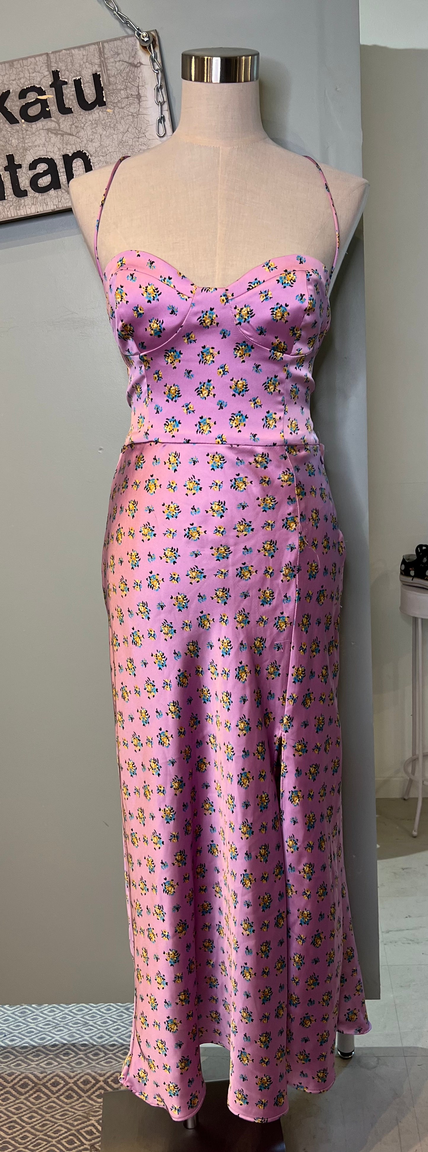 Kukkamekko ZARA (L)