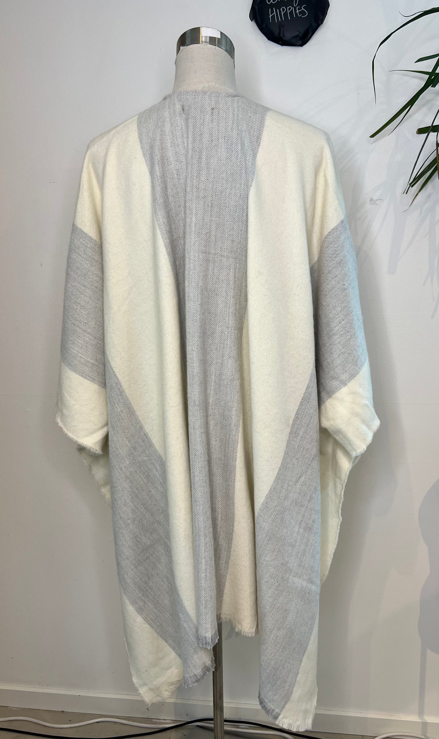 H&M Villaponcho Onesize