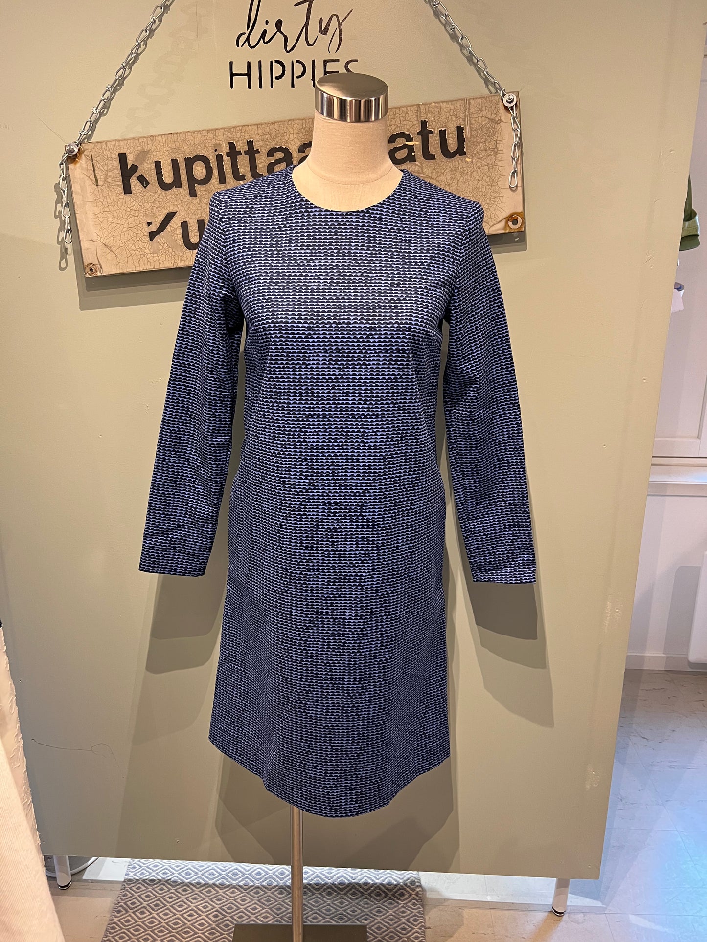 Uusi mekko Marimekko 34 Ebba sininen