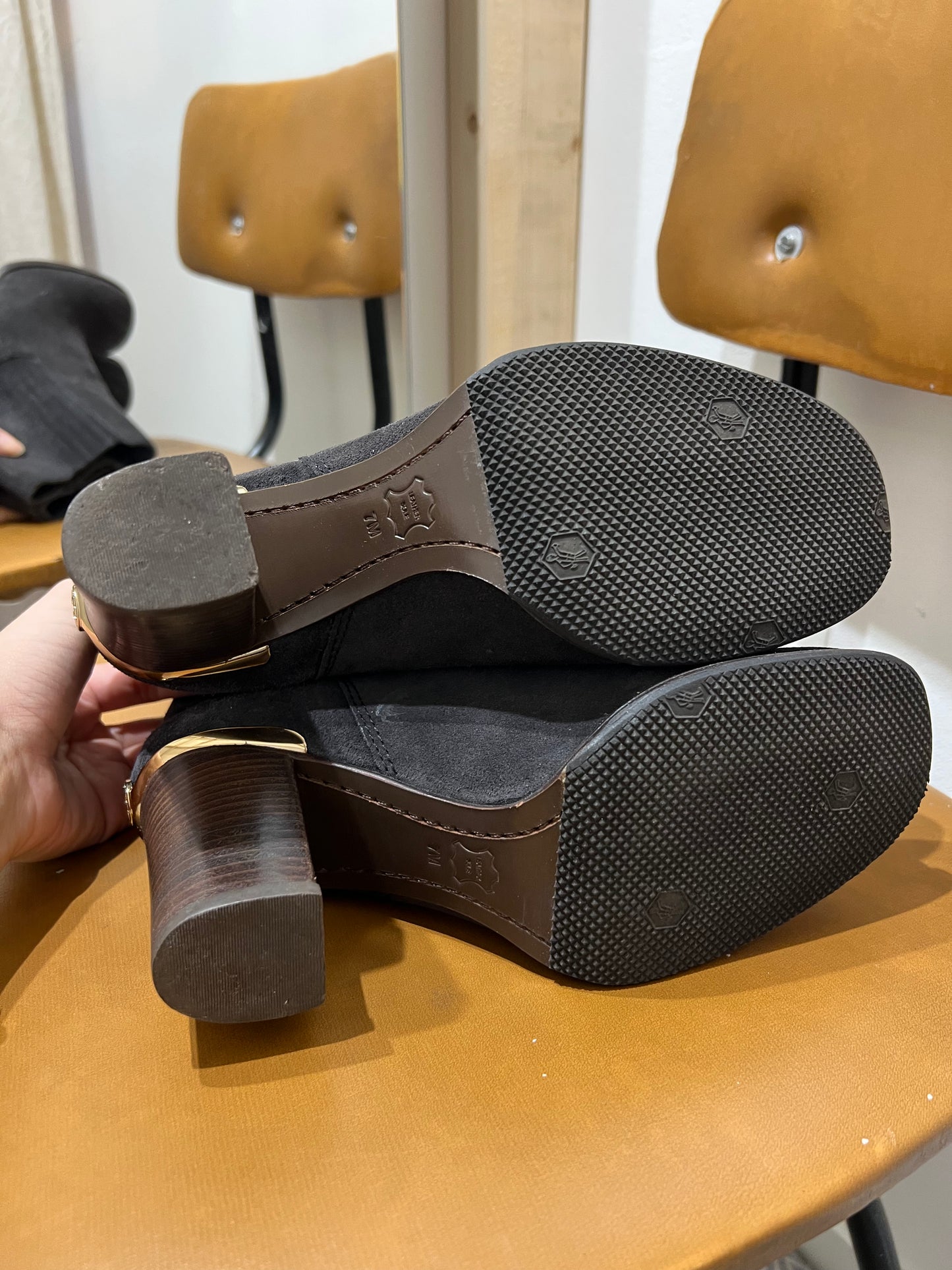 Nahkanilkkurit Tory burch 37