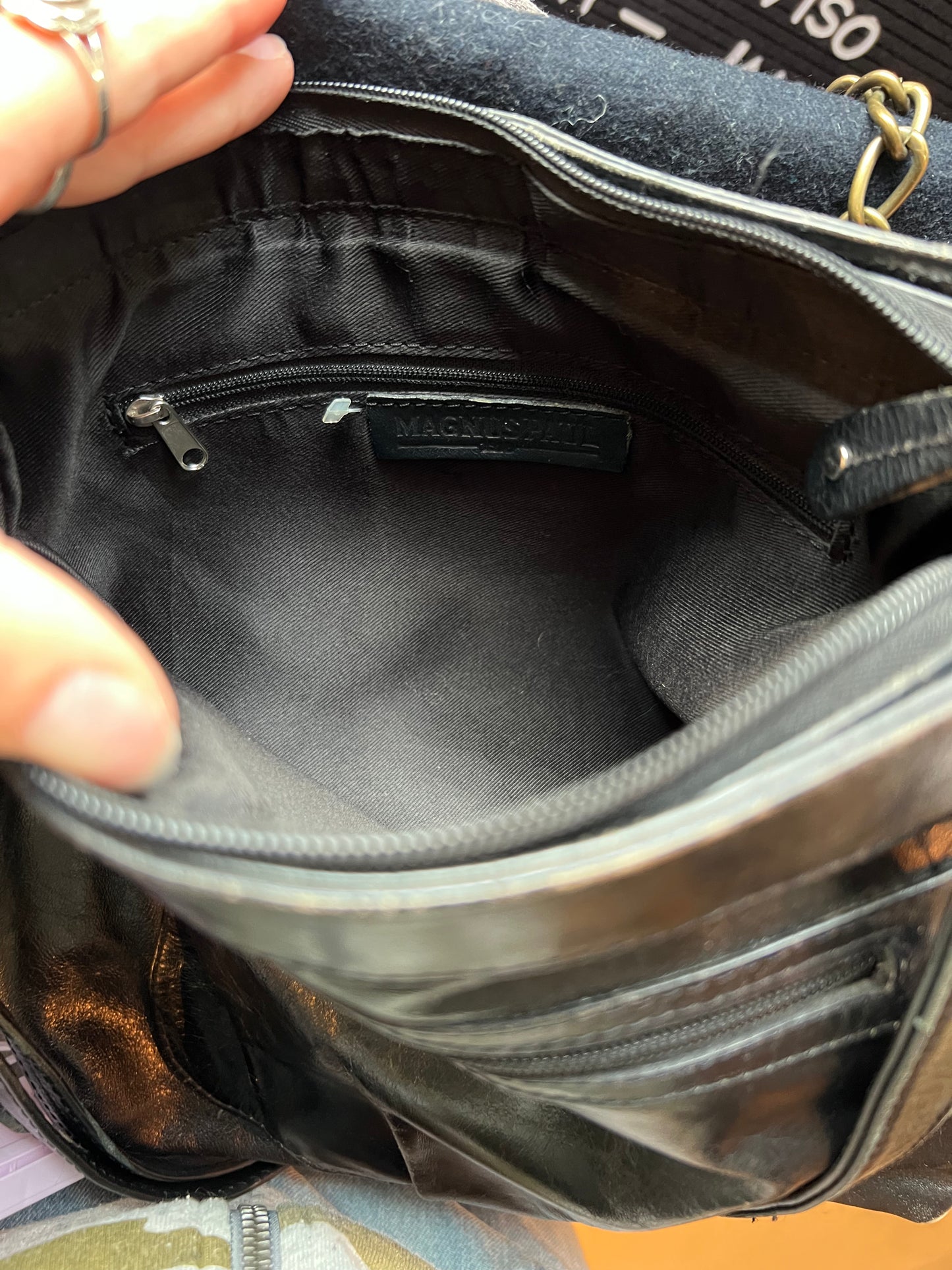 Nahkalaukku Magnus Paul VINTAGE musta