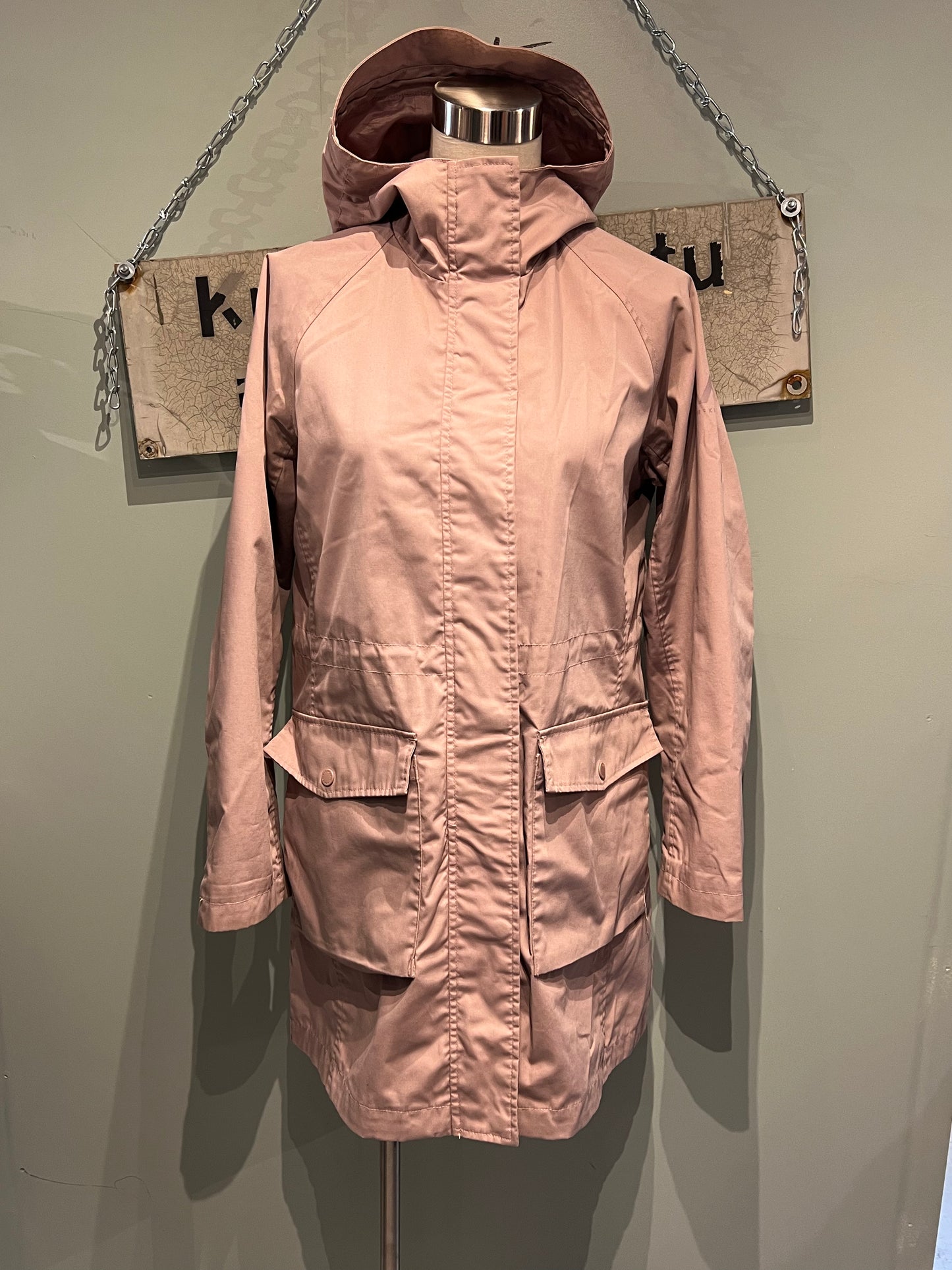 Takki 36 Mckinley Roosa