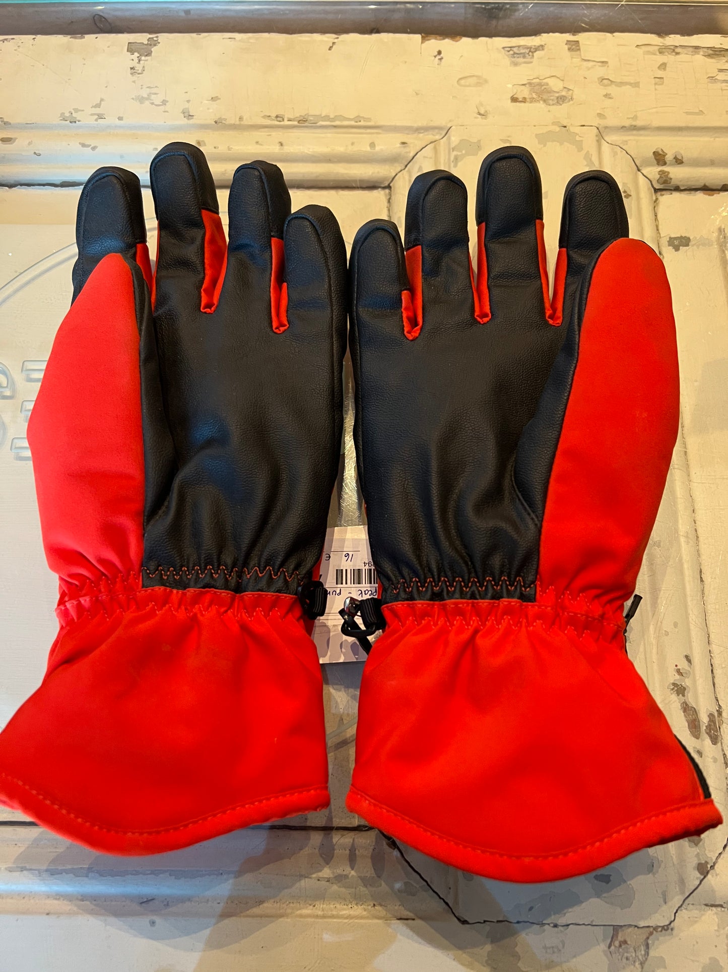 Toppahanskat Peak performance 8