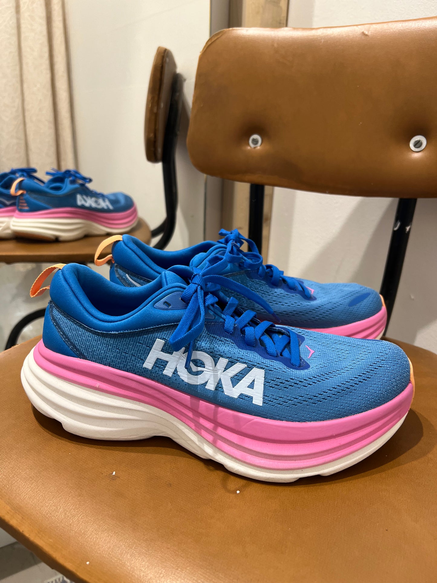 Lenkkarit HOKA BONDI 8 (40)