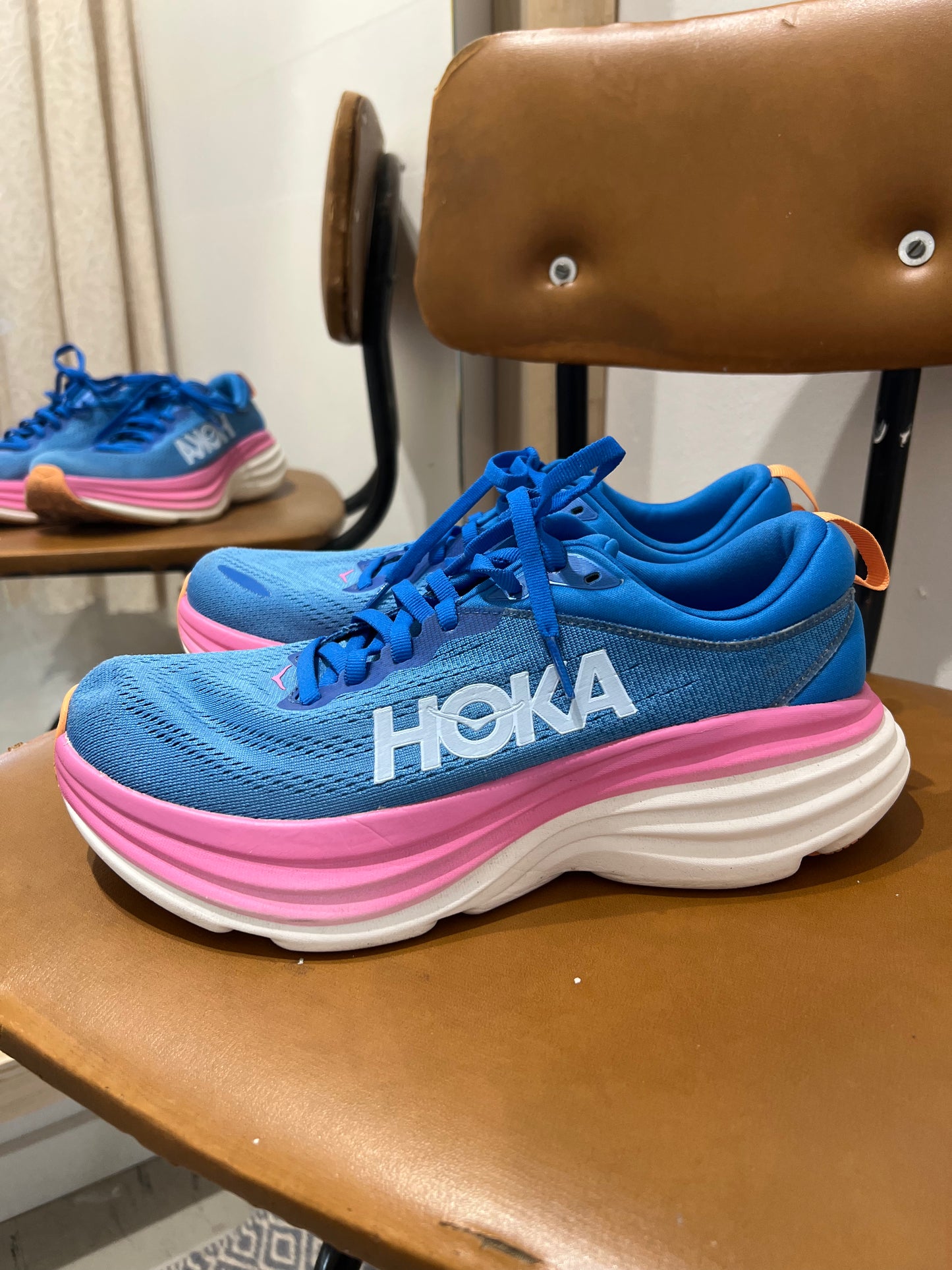 Lenkkarit HOKA BONDI 8 (40)