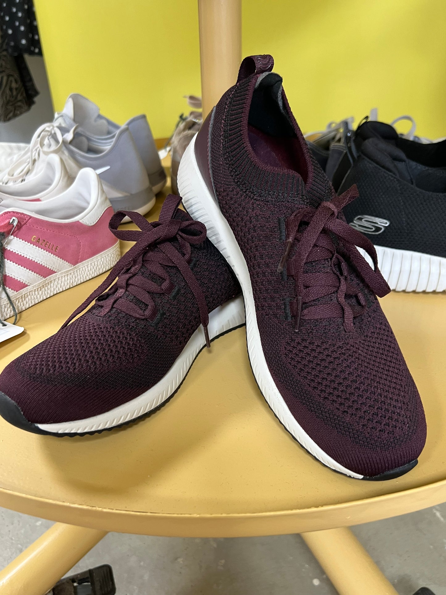 Sketchers tennarit 38