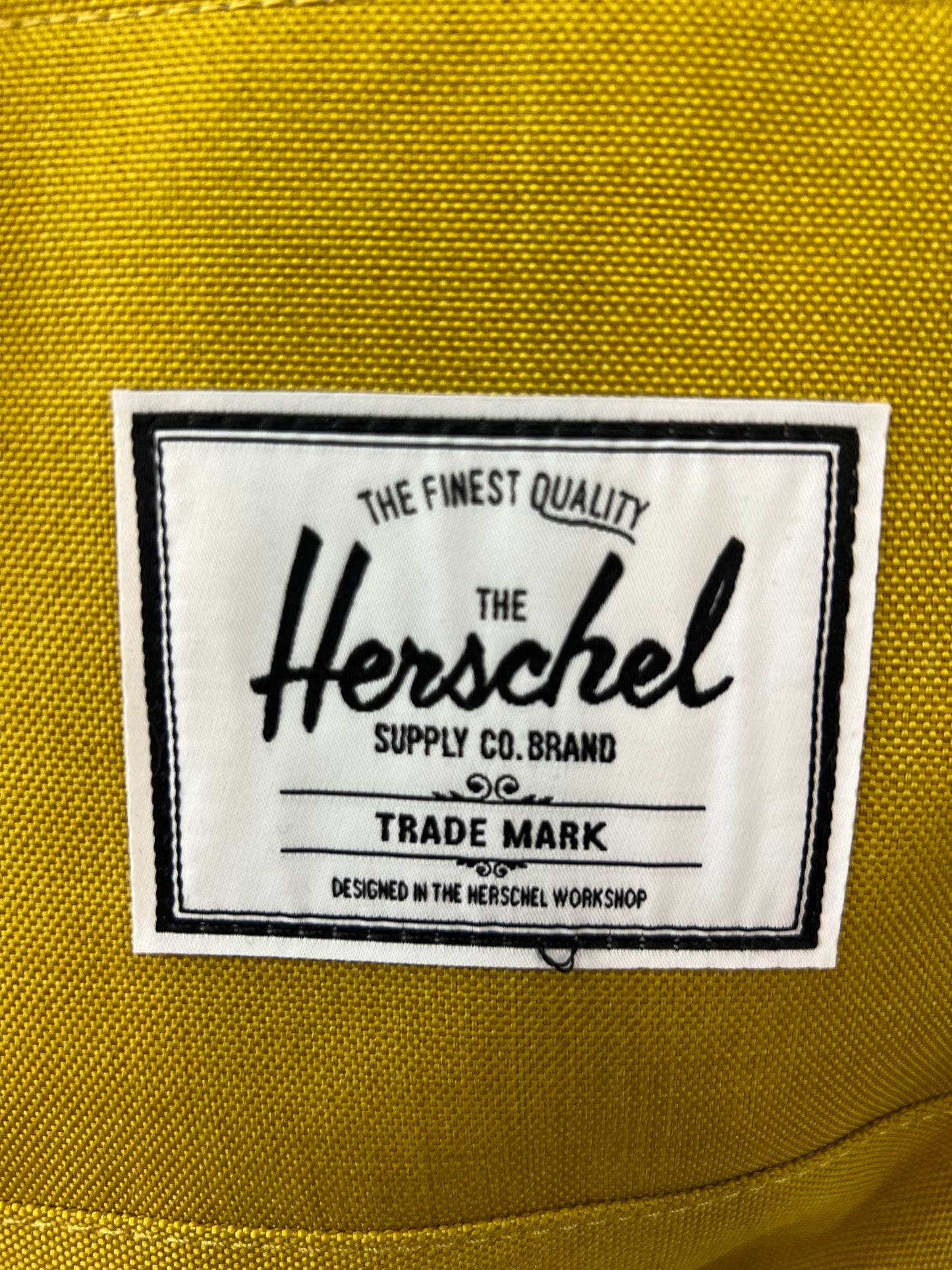 Herschel uusi reppu
