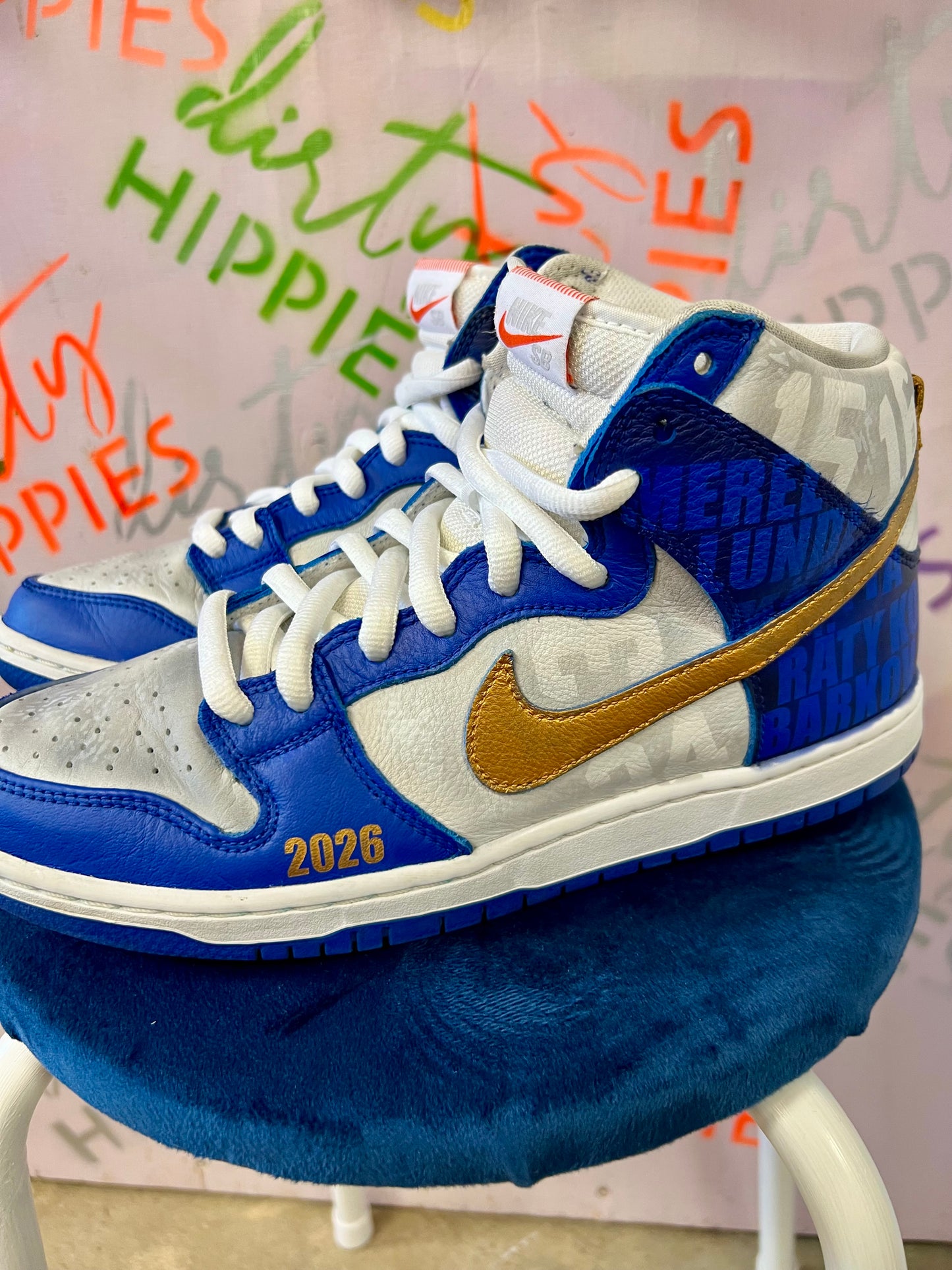 NIKE maailmanmestarit tennarit 42
