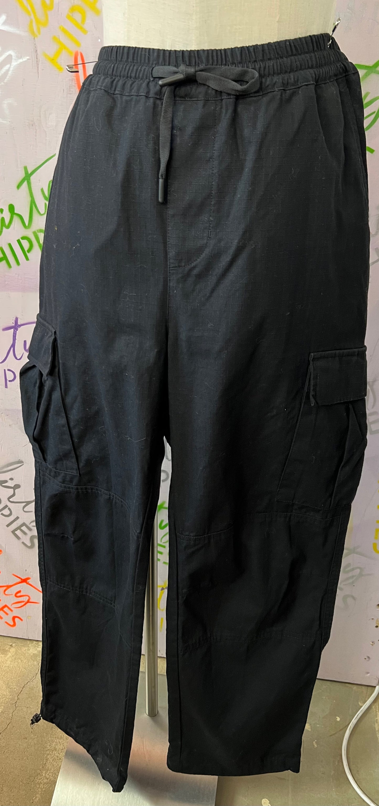 Makia reisitaskuhousut M/L