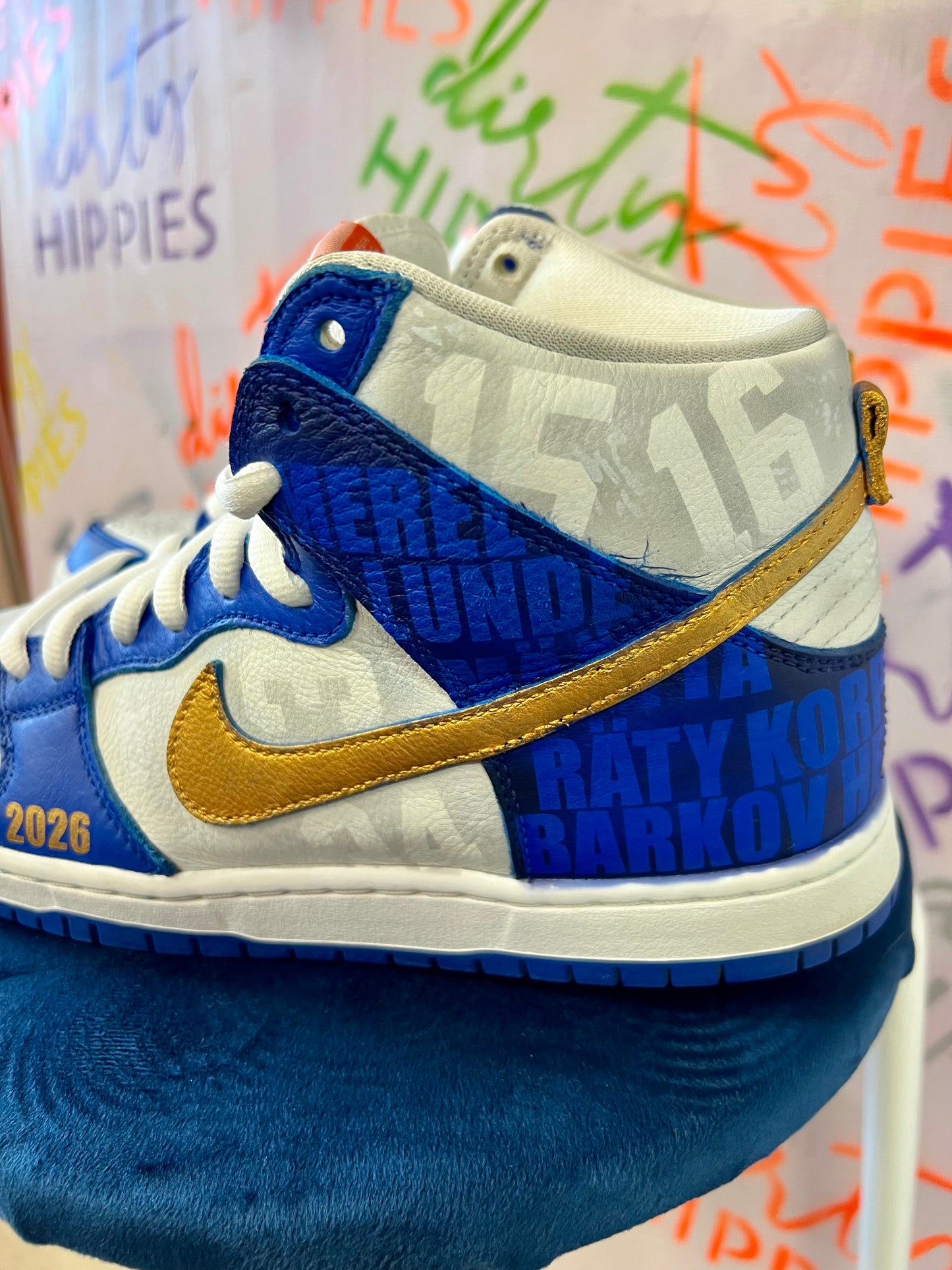 NIKE maailmanmestarit tennarit 42