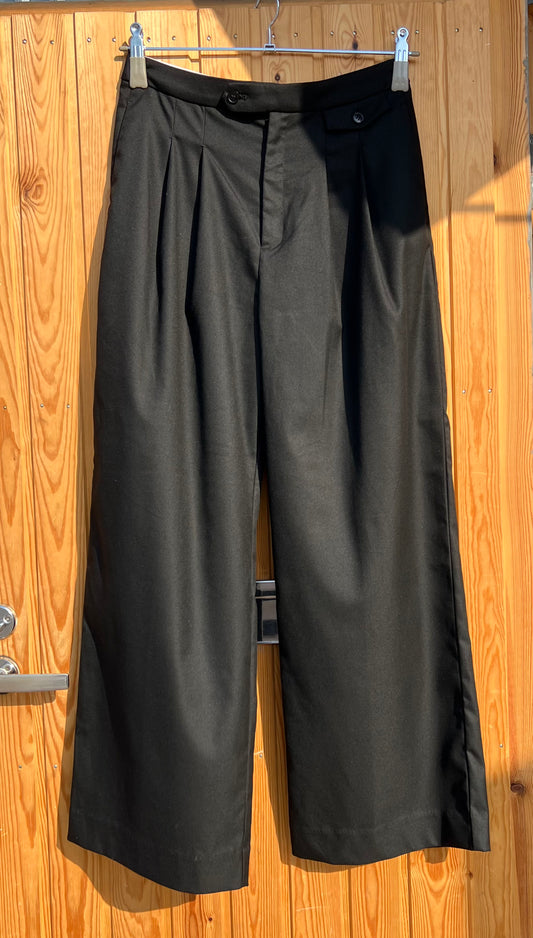 Housut Gestuz 38