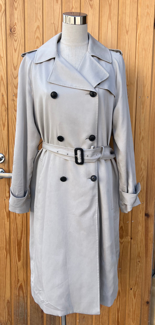 Kevyt trenssi Tommy Hilfiger 38