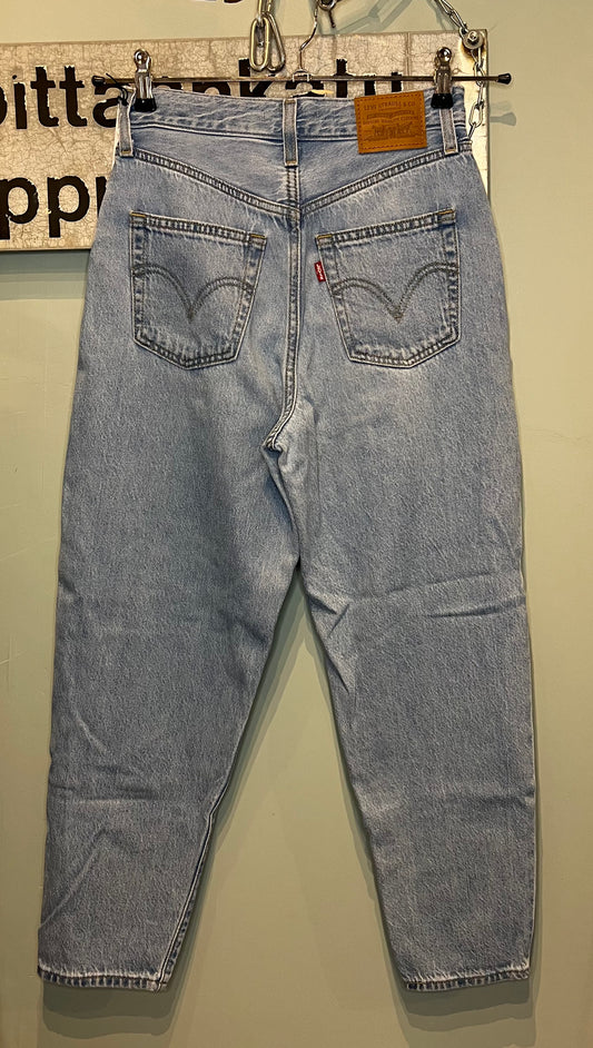 Farkut LEVI’S high loose taper ”25