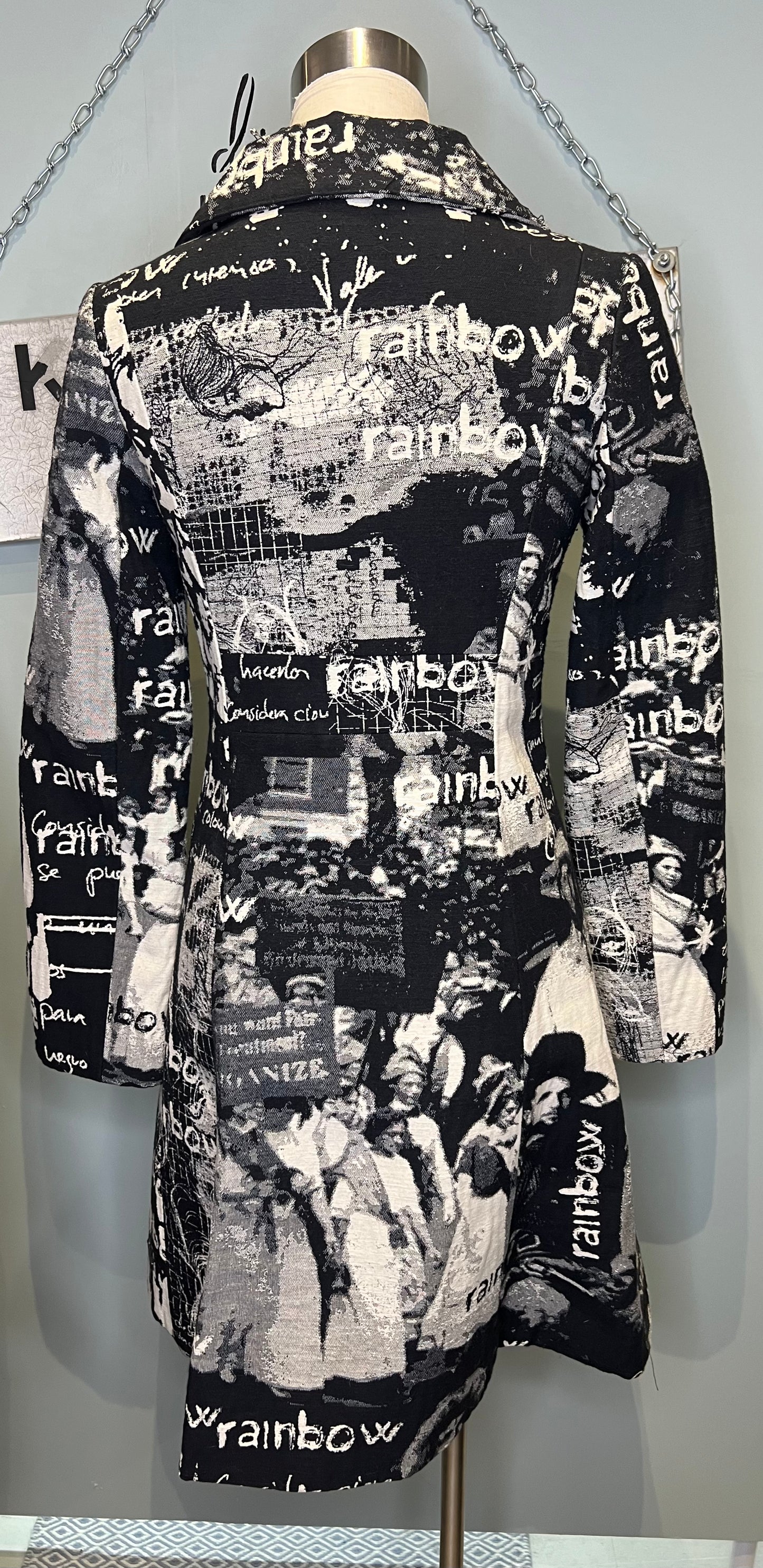 Jakku/ kevyt trenssi Desigual 36