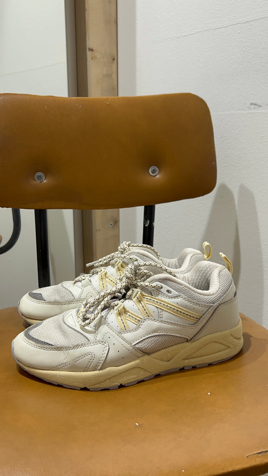 Tennarit Karhu fusion 2.0 38