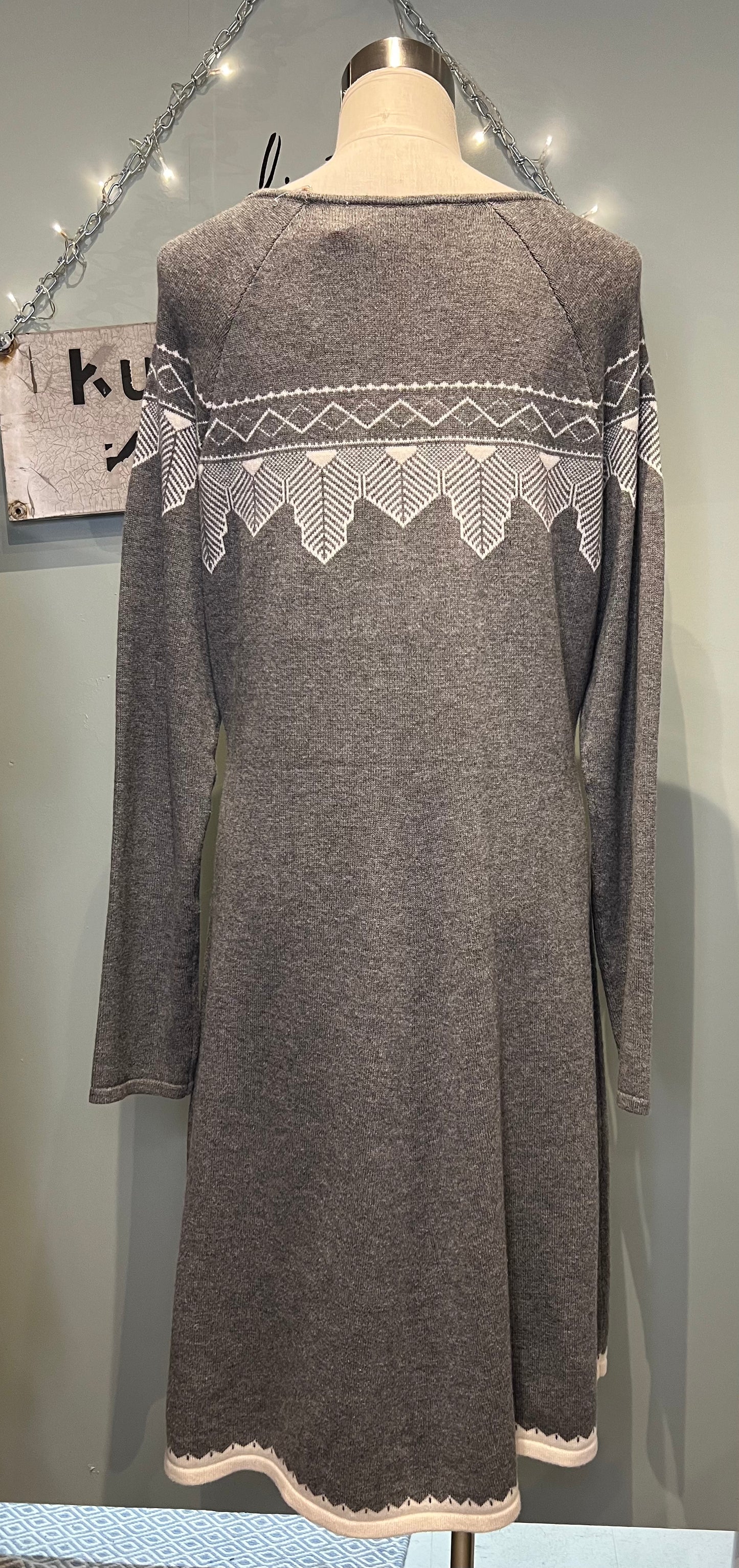 Neulemekko Royal Robbin L