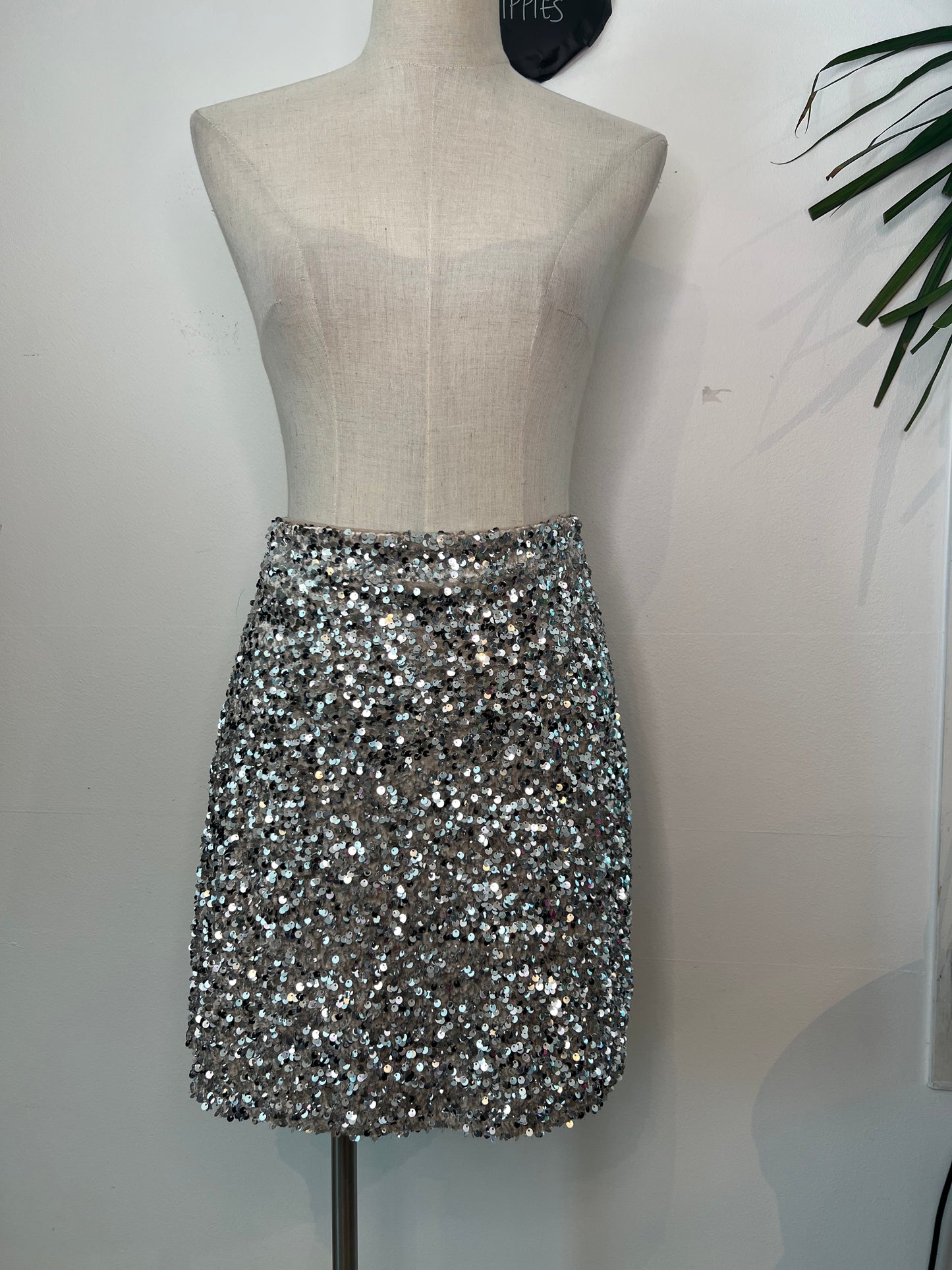 Lindex paljettihame L