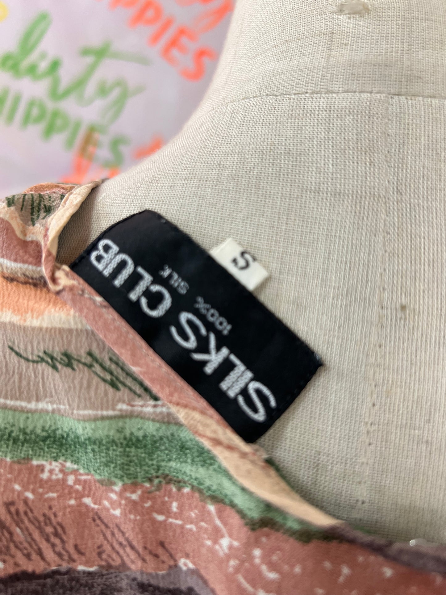 VINTAGE silkkipusero S/M (napin lenkki irti)
