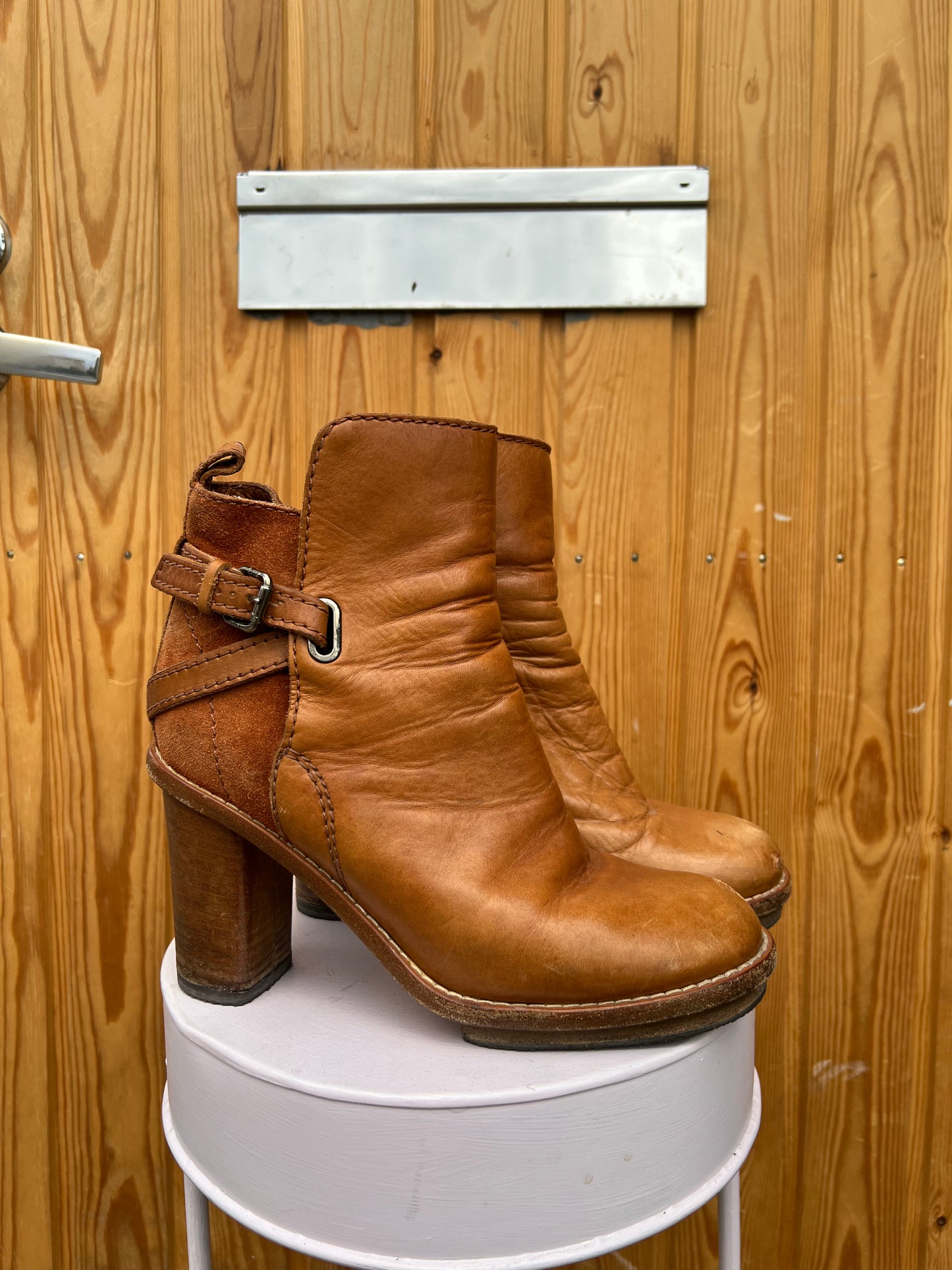 Nahkanilkkurit Acne studios 39