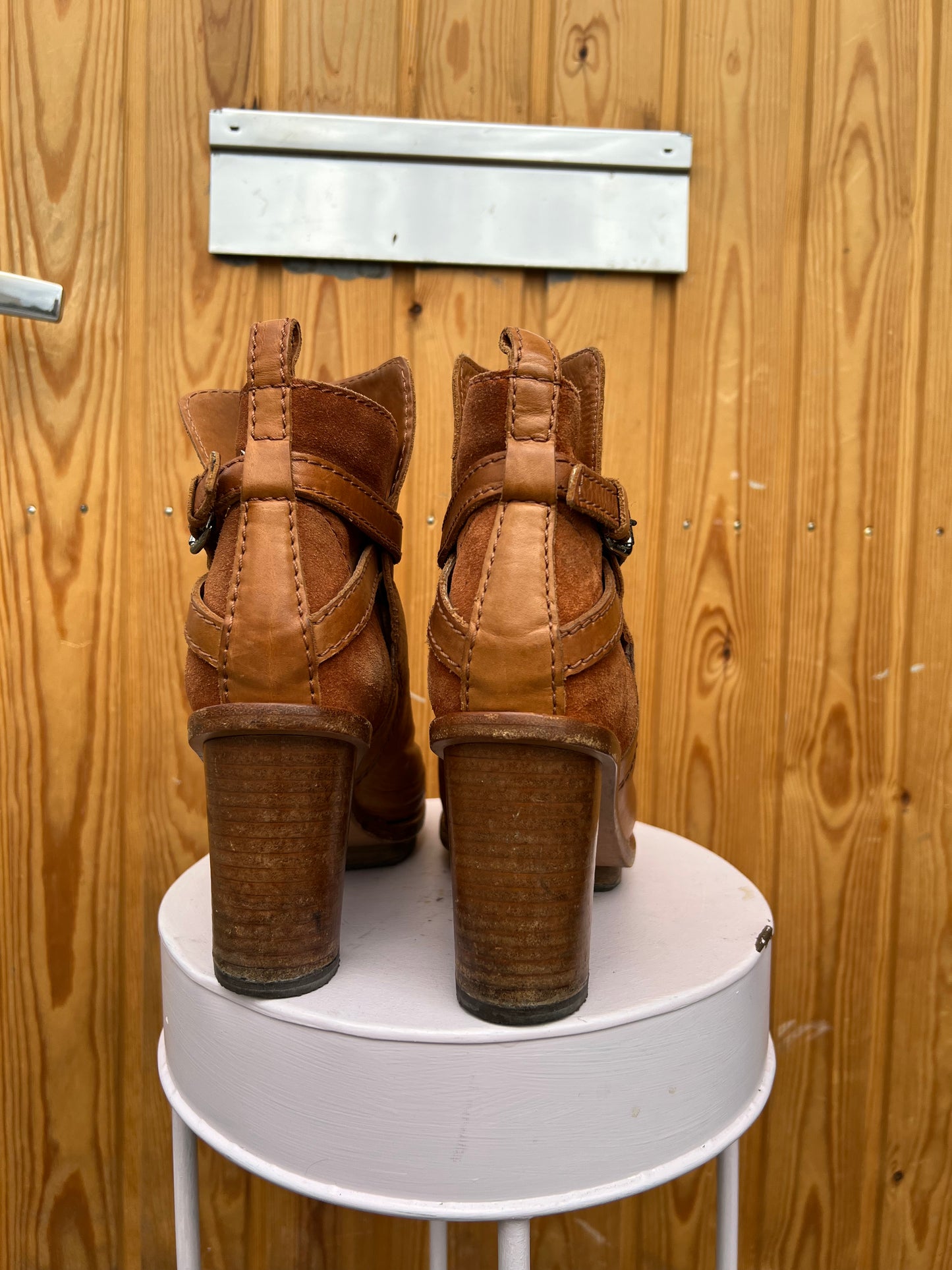 Nahkanilkkurit Acne studios 39
