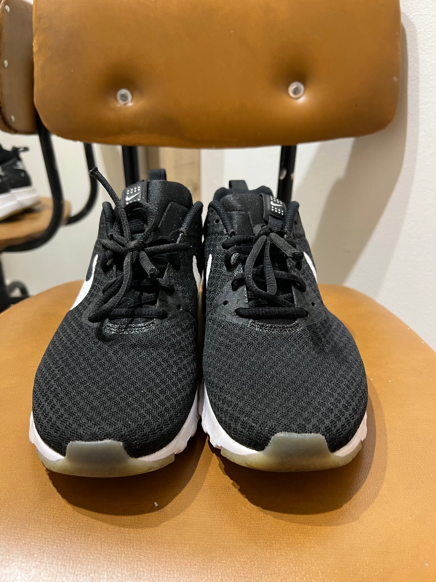 Tennarit NIKE AIR 42