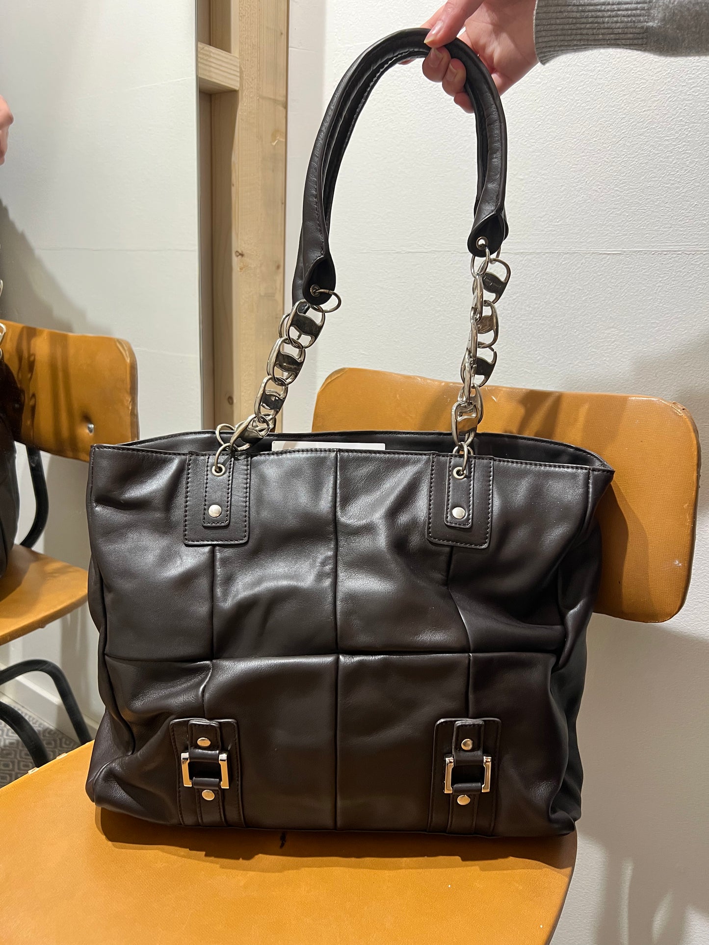 Nahkalaukku salvatore ferragamo