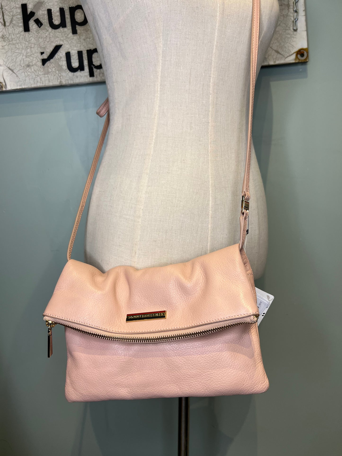 Laukku Tommy hilfiger