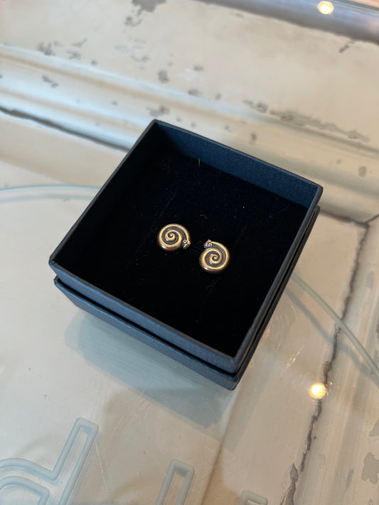 Korvikset Kalevala ”vaskikäärme”