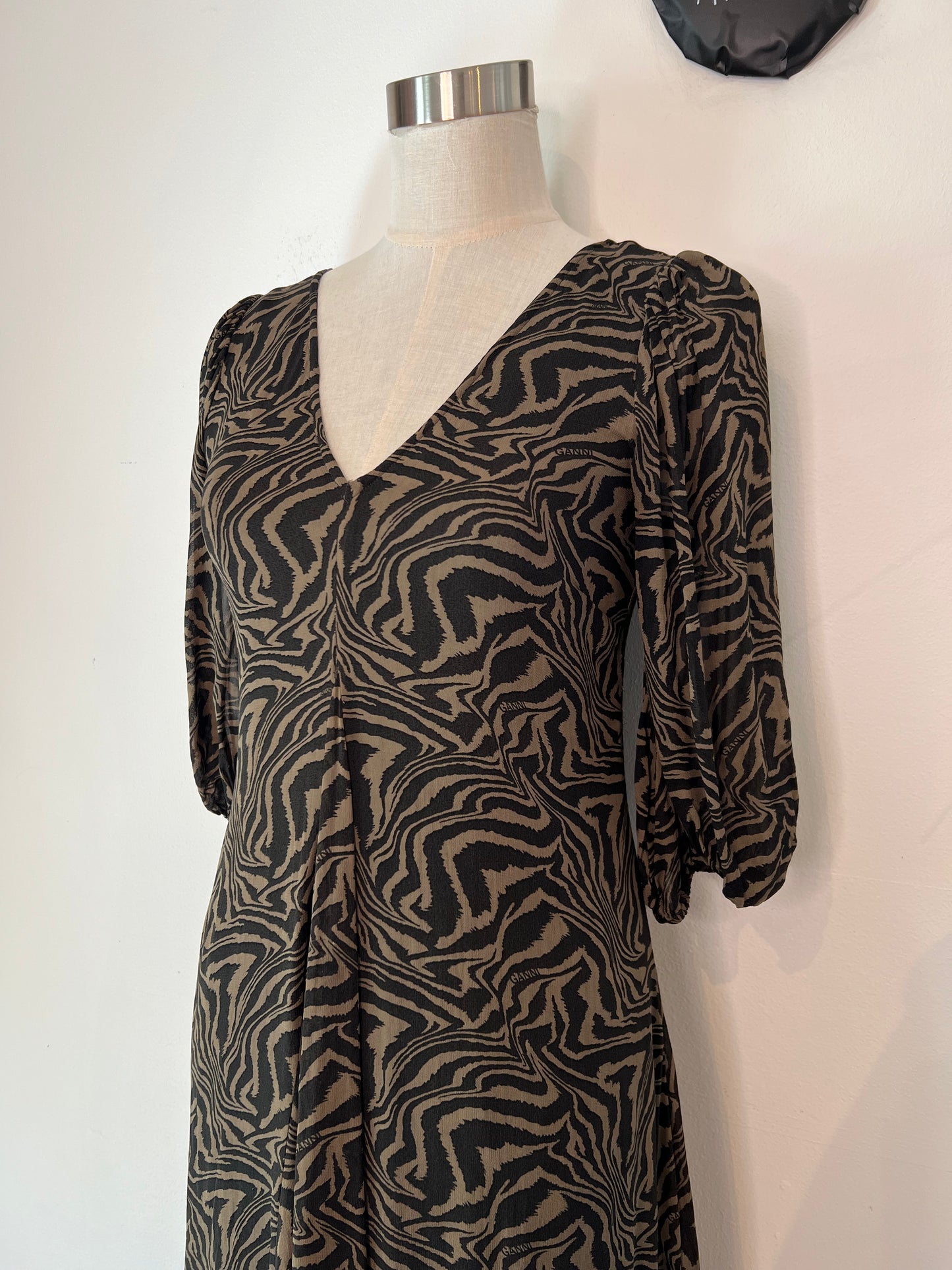 Mekko GANNI 32