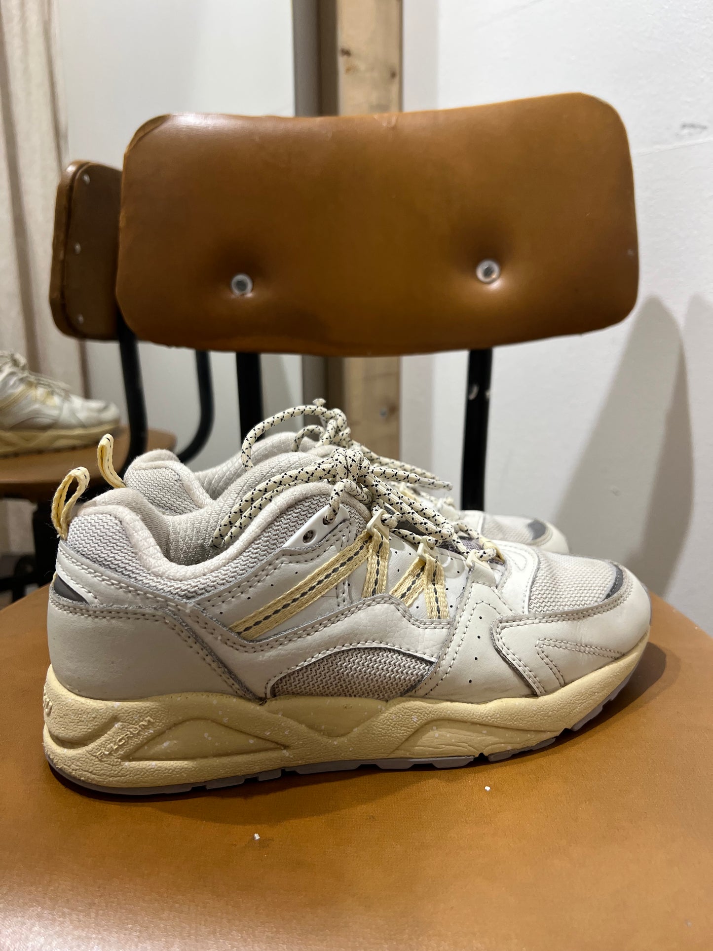 Tennarit Karhu fusion 2.0 38