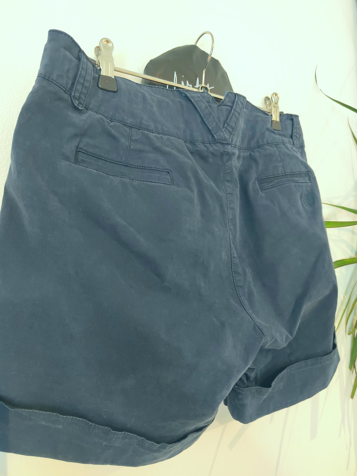 Henry Loyd shortsit L